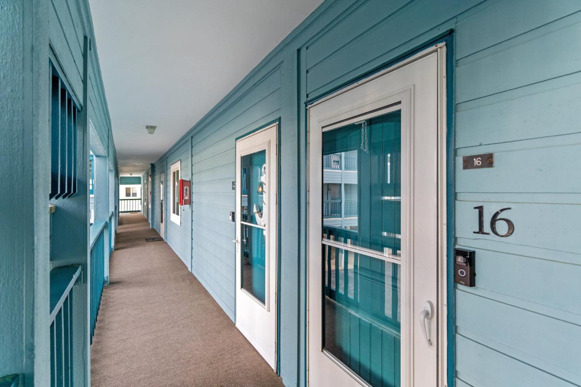 Hang Ten Hideaway, Pool, Condo, Parking - 6 Person Max Occupancy Каролина-бич Экстерьер фото