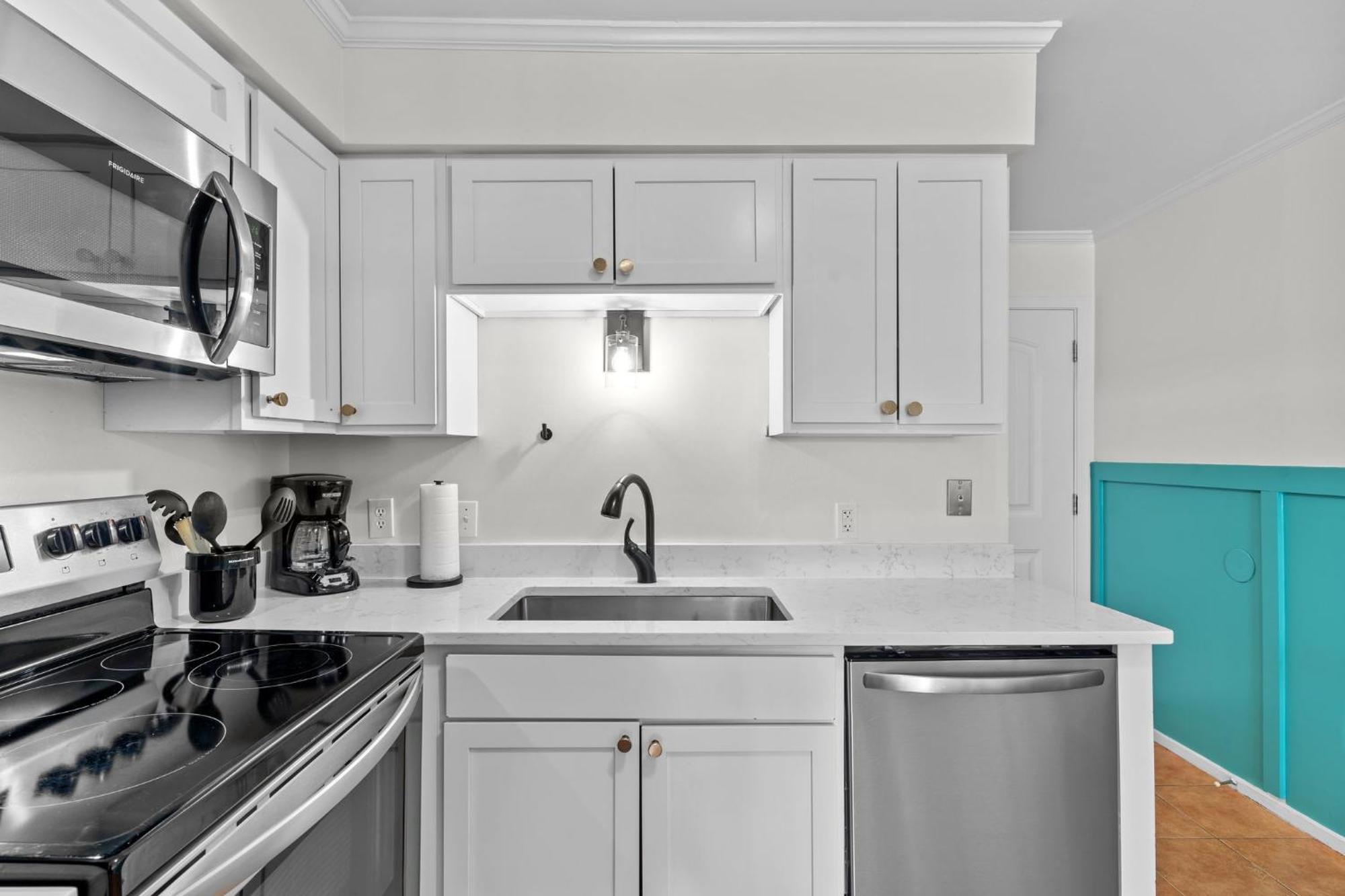 Hang Ten Hideaway, Pool, Condo, Parking - 6 Person Max Occupancy Каролина-бич Экстерьер фото