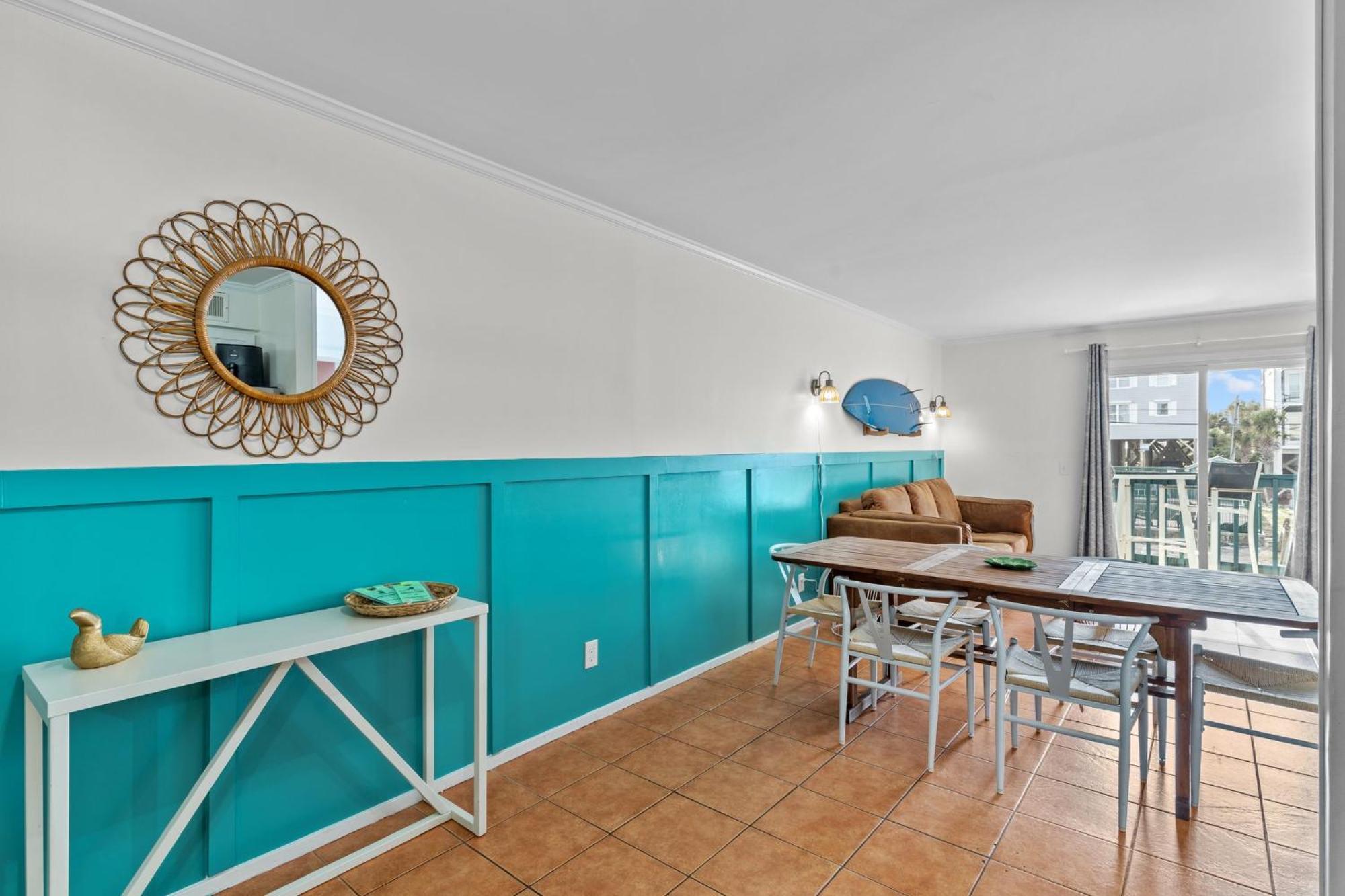 Hang Ten Hideaway, Pool, Condo, Parking - 6 Person Max Occupancy Каролина-бич Экстерьер фото